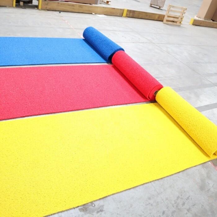 ANOXA : Tapis de chantier antidérapant en PVC pour sécurisation de  circulation des piétons – Batiproduits